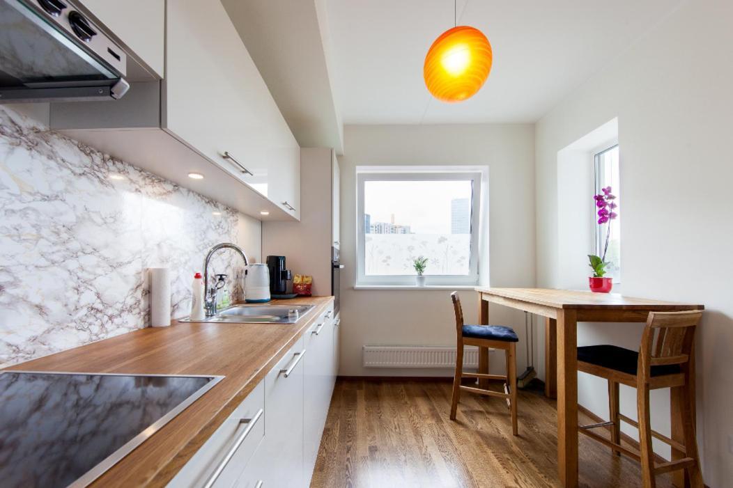 City Center Apartment - Mardi St., Free Parking!!! Таллин Экстерьер фото